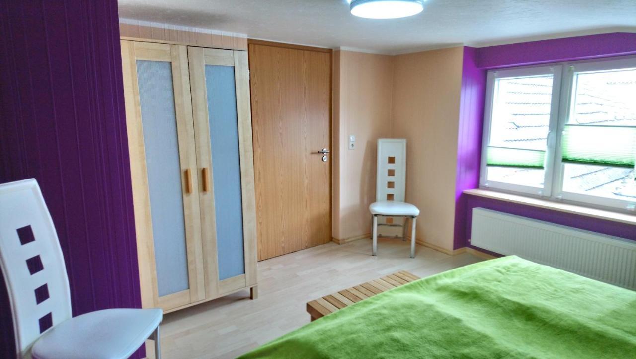 Neukalener Stadthaus Zum Alten Schmied エクステリア 写真
